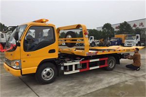 大田哪里有拖车服务